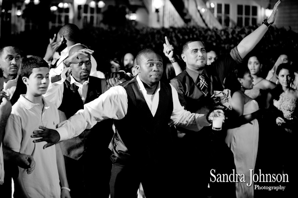 Best The Courtyard at Lake Lucerne Wedding photographer - Sandra Johnson (SJFoto.com)
